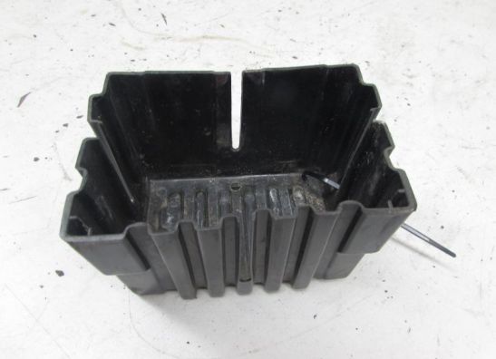 Batterie befestigung Honda CB 750 