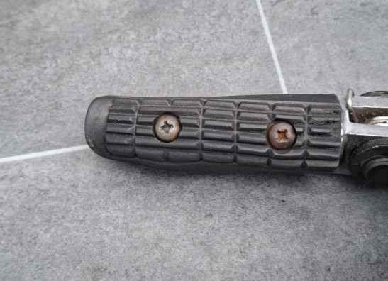 Main step holder right Triumph Trident 900