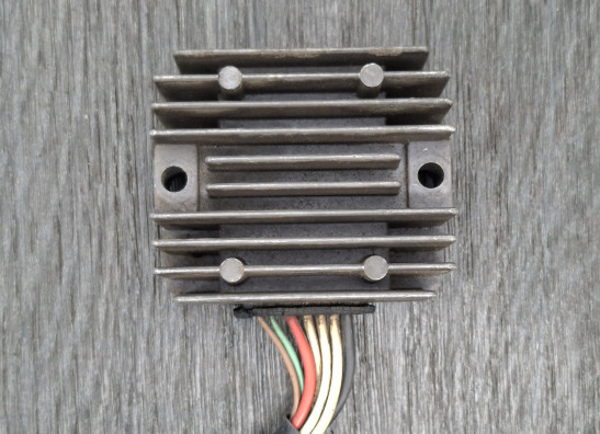Spanningsregelaar Yamaha FZ 600