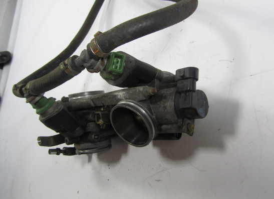 Gasklephuis Ducati ST2