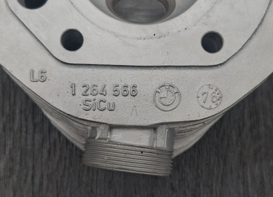 Cylinder head BMW R 60-6