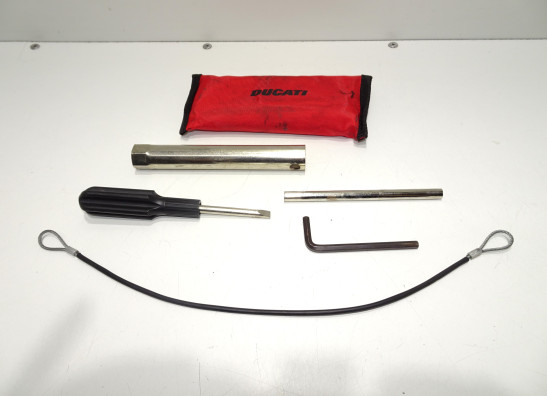 Tool set Ducati Monster S4