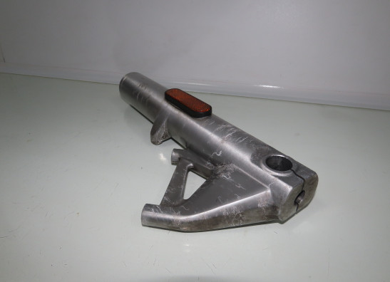 Voorpoot rechts onder Moto Guzzi California 1400