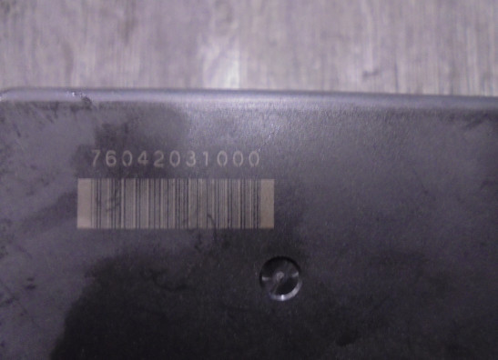 ABS pomp KTM 690 Duke 4