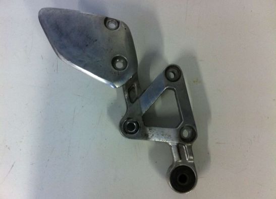 Main step holder right Yamaha FAZER 600