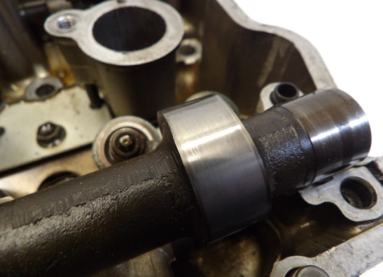 Cylinder head Suzuki GSX F 1100