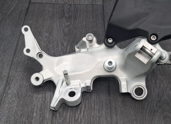 Main step holder left Ducati Multistrada V4