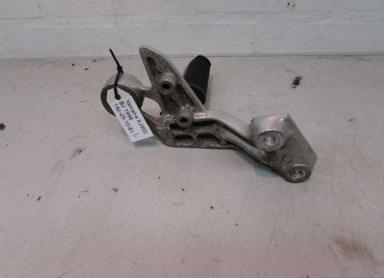 Duo voetsteun links Yamaha XJ 900 S Diversion