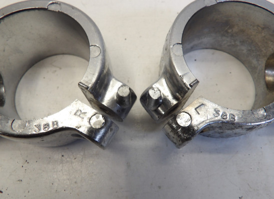 Knipperlicht links voor Suzuki VS 1400 Intruder