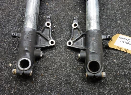 Voorpoten compleet Aprilia RSV 1000