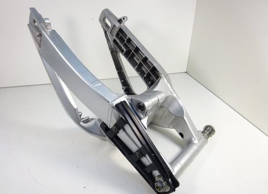 Swingarm Suzuki GSR 600