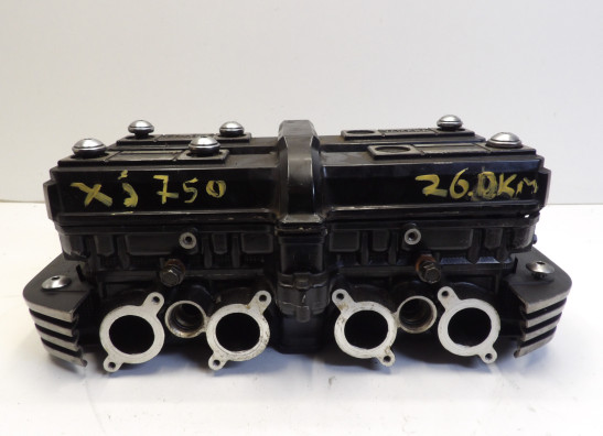 Cilinderkop Yamaha XJ 700