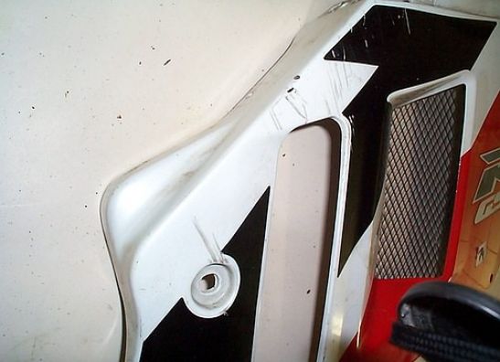 Seitenverkleidung rechts klein Suzuki GSX R 1100