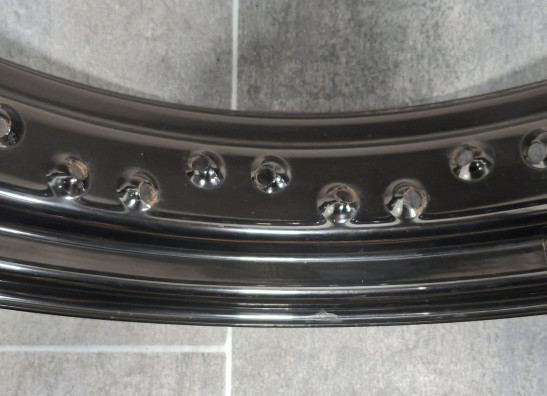 Achtervelg Harley Davidson XL1200CX Roadster