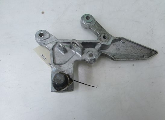 Fussrastetrager vorne rechts Honda CBR 500 R