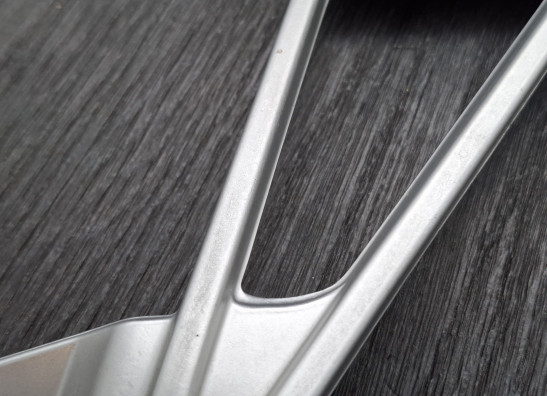 Duo voetsteun rechts Aprilia Tuono 660