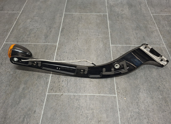 Rechter achterkant Harley Davidson FXBB Street Bob