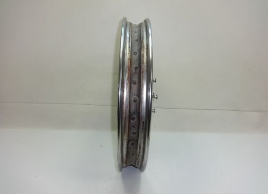 Voorvelg Suzuki LS 650