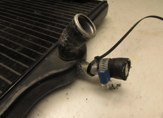 Radiator Yamaha V max