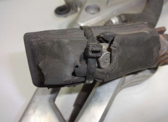 Fussrastetrager vorne rechts Honda CB 450