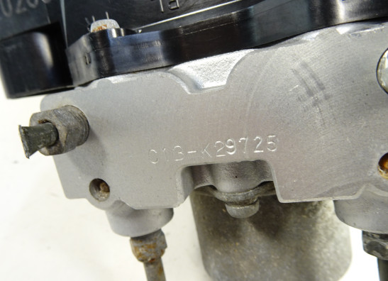 ABS pomp Triumph Sprint ST 1050