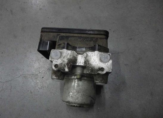 ABS pomp Honda CBF 600