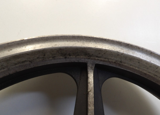 Felge vorne Honda VF 700  750 C Magna