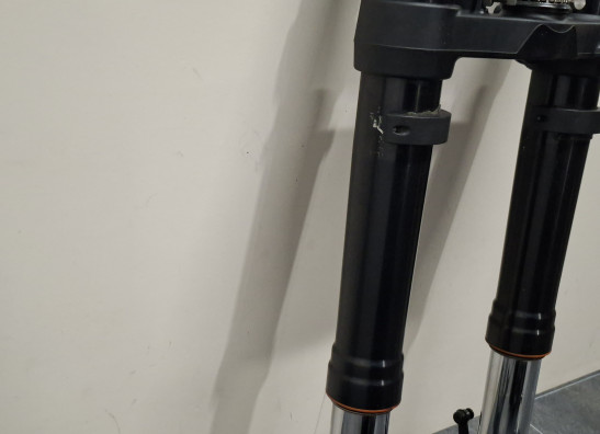 Voorpoten compleet KTM 1290 Super duke