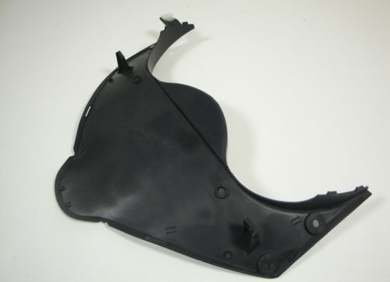 Cowl upper below Honda CBR 600 RR
