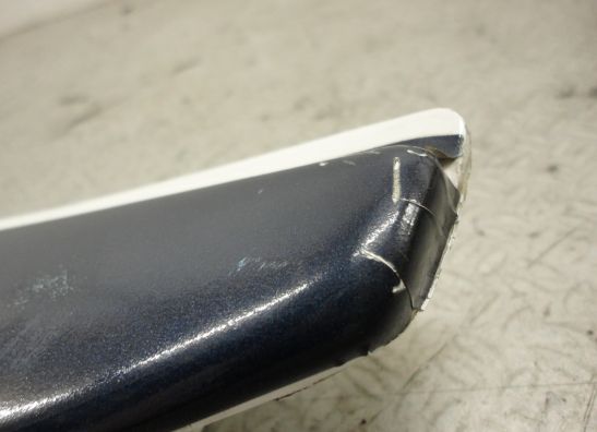 Rechter achterkant Cagiva W16 600