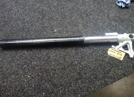 Voorpoot rechts compleet Husqvarna Nuda 900 2010-2014