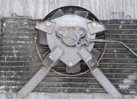 Radiateur Yamaha FZR 600