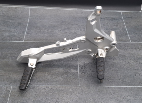 Main step holder right BMW F 900 XR