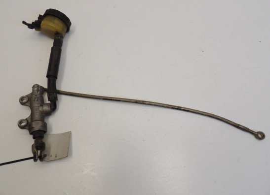 Rempomp achter Kawasaki ZX 9 R