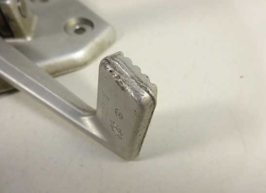 Main step holder right Triumph Tiger 1050