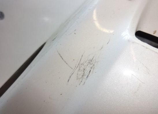 Cowl under Kawasaki GPX 600