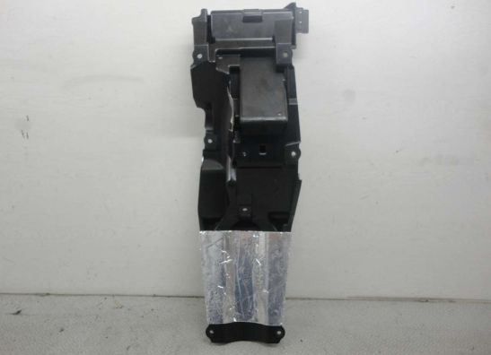 Undertail Suzuki GSR 600