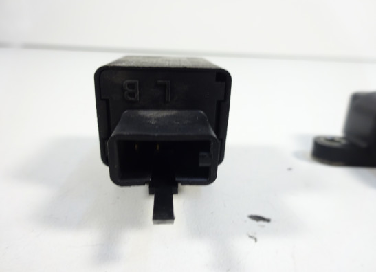 Relais unit Kawasaki ER 6