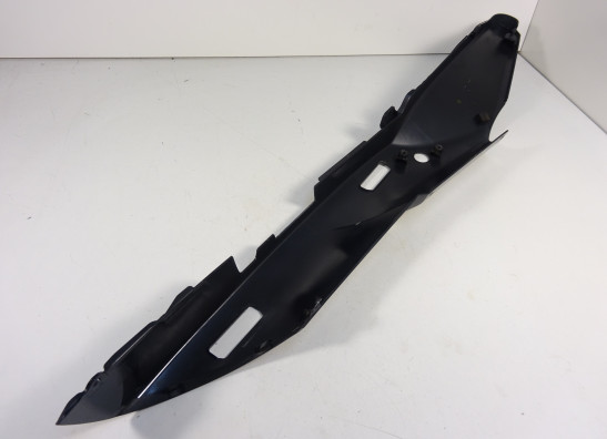 Cowl left rear Kawasaki GTR 1400