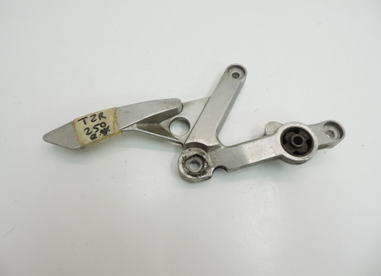 Main step holder right Yamaha TZR 250