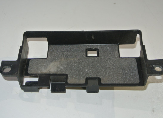 Batterie befestigung Yamaha FZ6