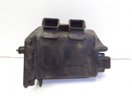 Air cleaner case Suzuki GR 650