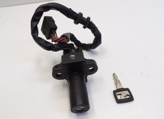 Contact slot Honda CBR 400 R