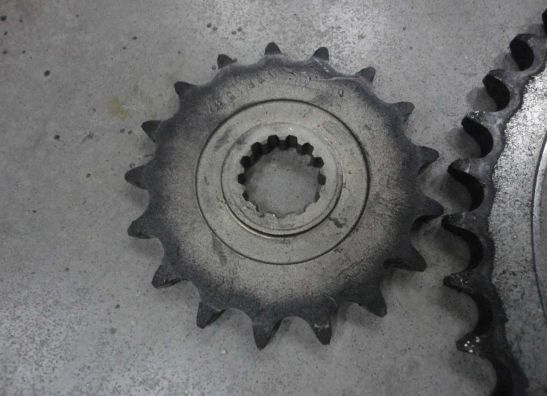 Chain and sprocket kit Kawasaki ZX 10 R