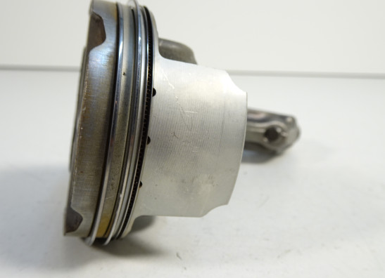 Zuiger Suzuki GSR 600