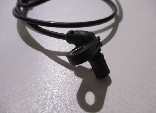 ABS sensor achter KTM 390 Duke