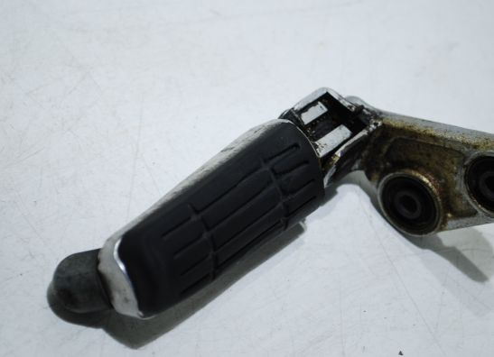 Footrest right Yamaha GTS 1000