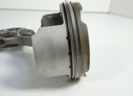 Zuiger Suzuki GSR 600