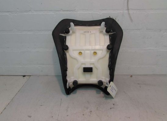 Zadel Suzuki GSX R 600