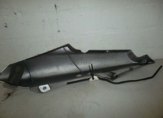 Cowl left rear Yamaha FAZER 600